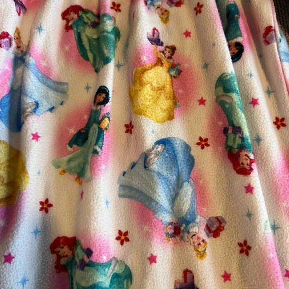 Disney Princess Nightgown - Picture 4 of 4